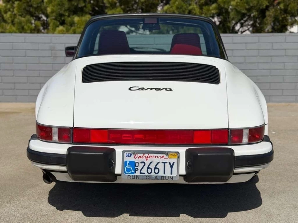 1988 Porsche 911 Carrera 3.2 - Image 8 of 24