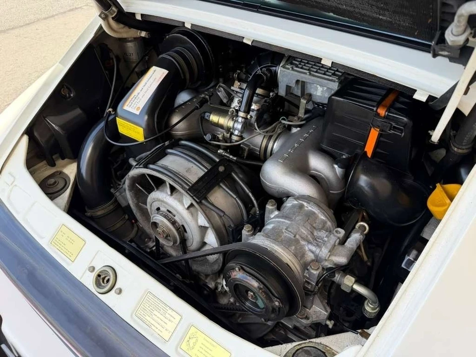 1988 Porsche 911 Carrera 3.2 - Image 20 of 24