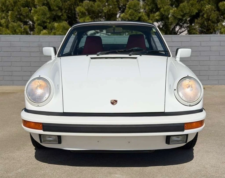 1988 Porsche 911 Carrera 3.2 - Image 2 of 24
