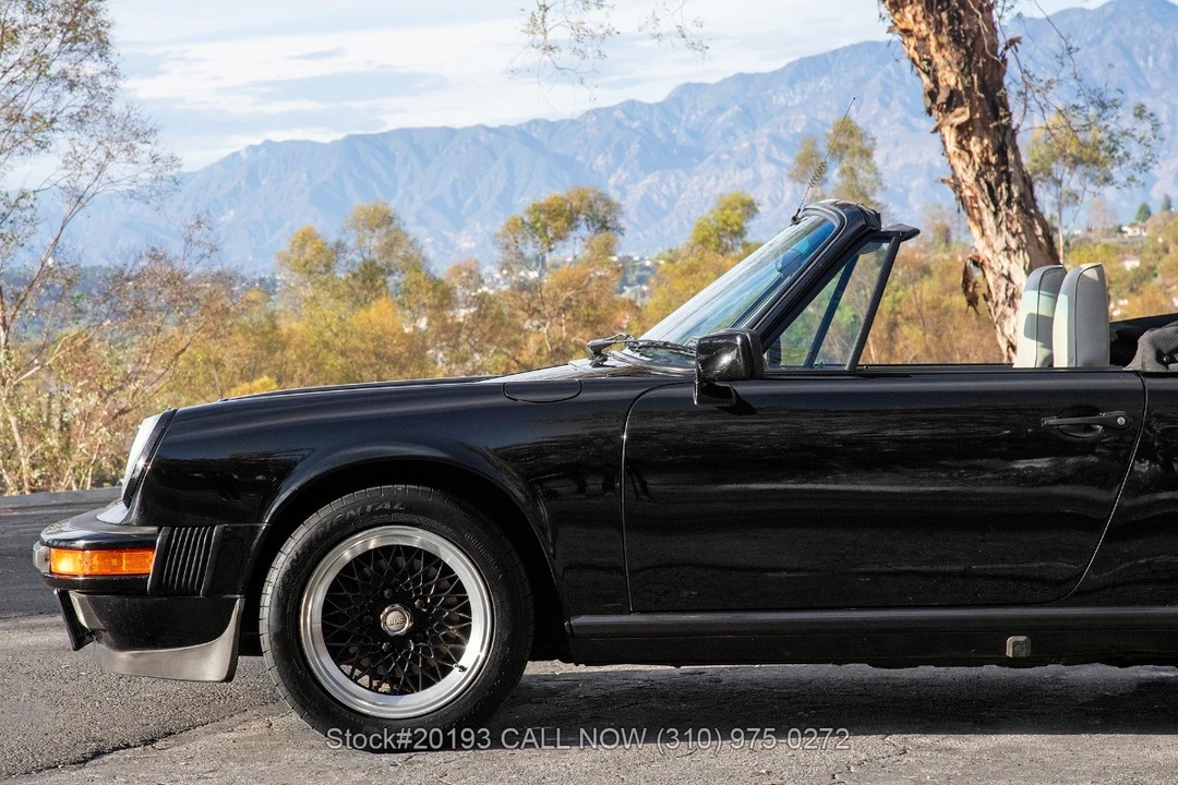 1988 Porsche 911 Carrera 3.2 - Image 23 of 31