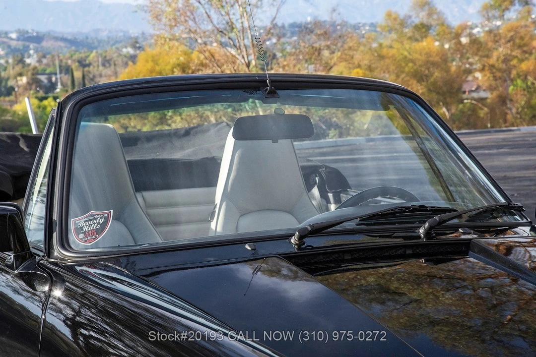 1988 Porsche 911 Carrera 3.2 - Image 19 of 31