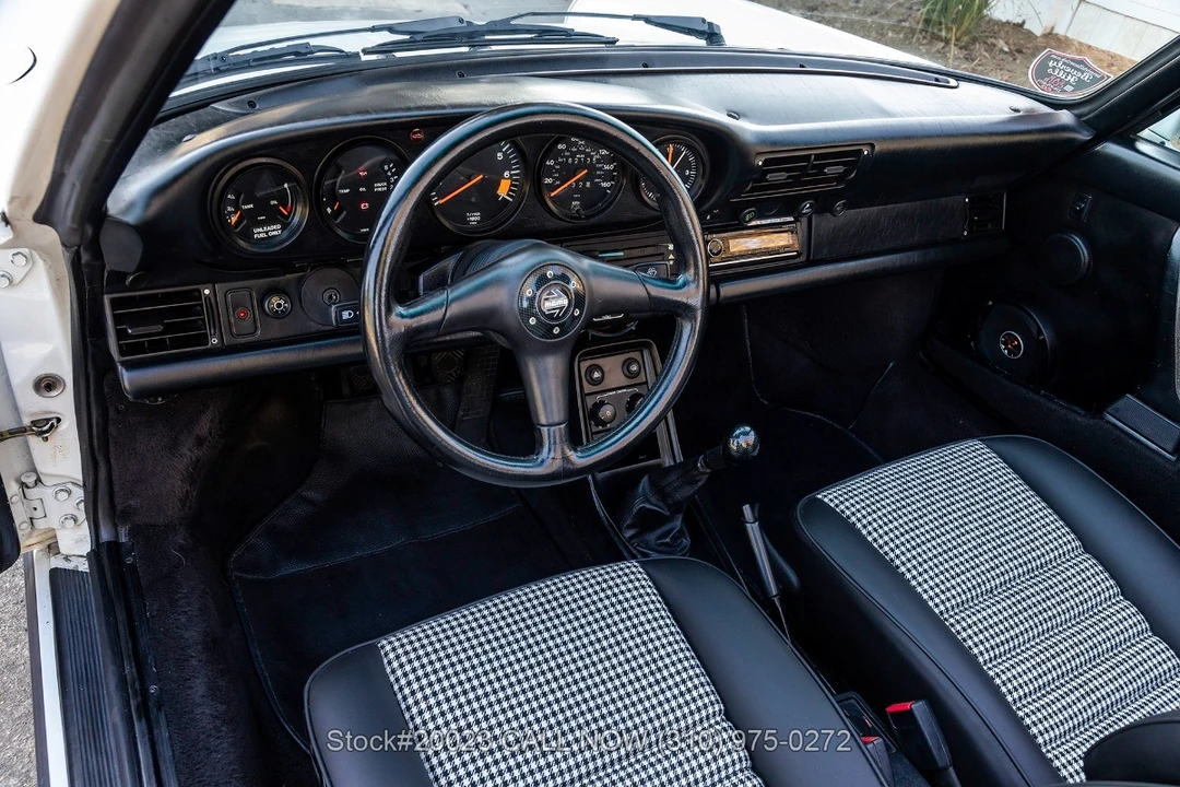 1988 Porsche 911 Carrera 3.2 - Image 29 of 31