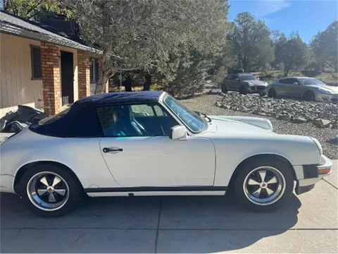 1988 Porsche 911 Carrera Cabriolet