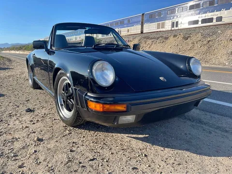 1988 Porsche 911 Carrera 2 Cabriolet