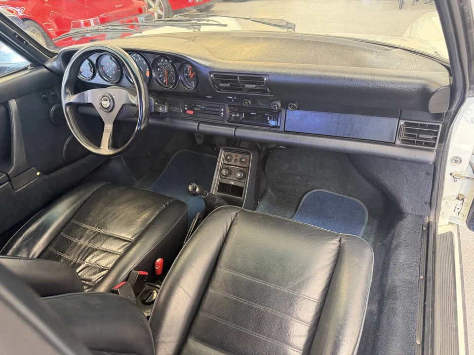 1988 Porsche 911 Carrera 3.2 - Image 30 of 31