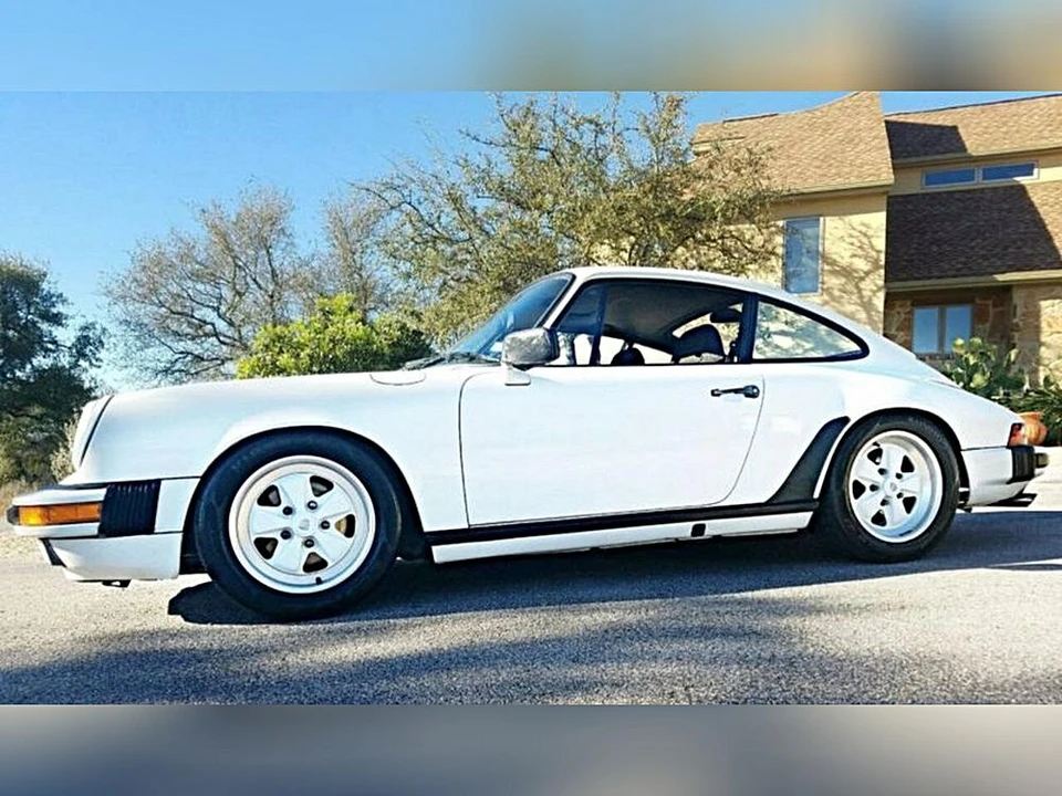 1988 Porsche 911 Carrera 3.2 - Image 3 of 11