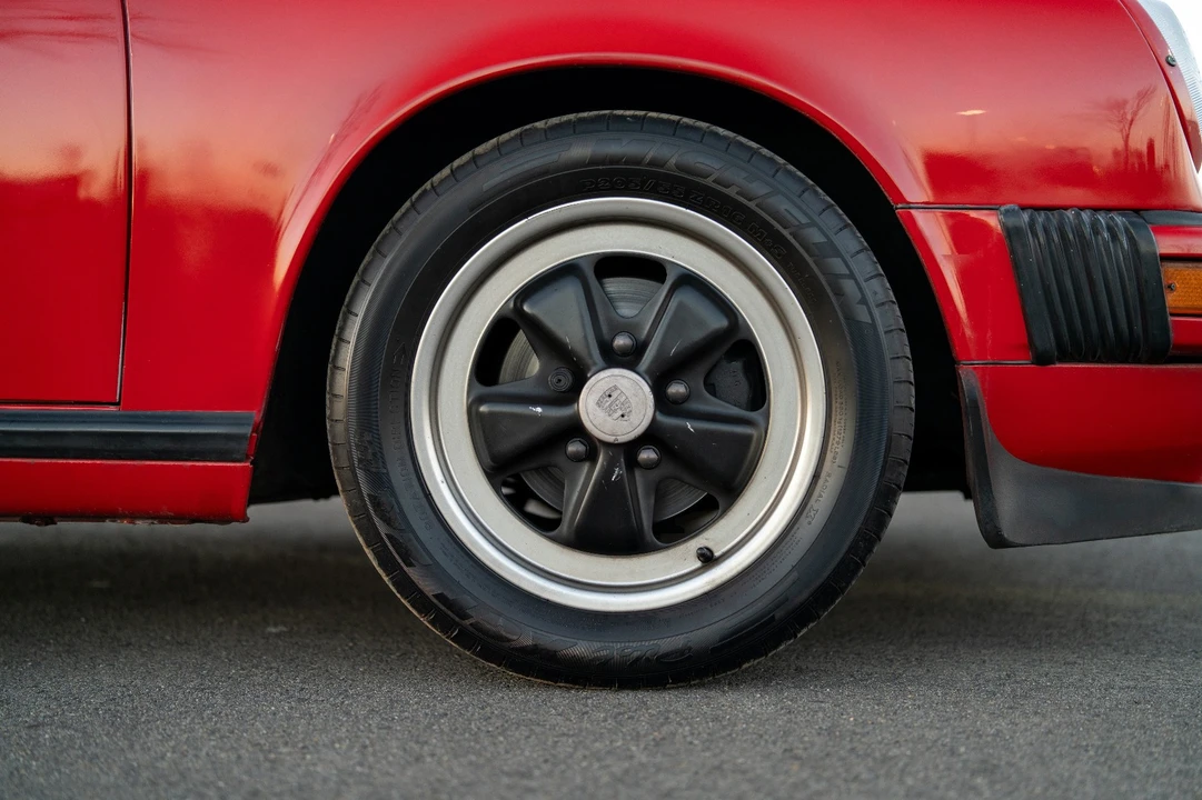 1988 Porsche 993 Carrera - Image 15 of 21