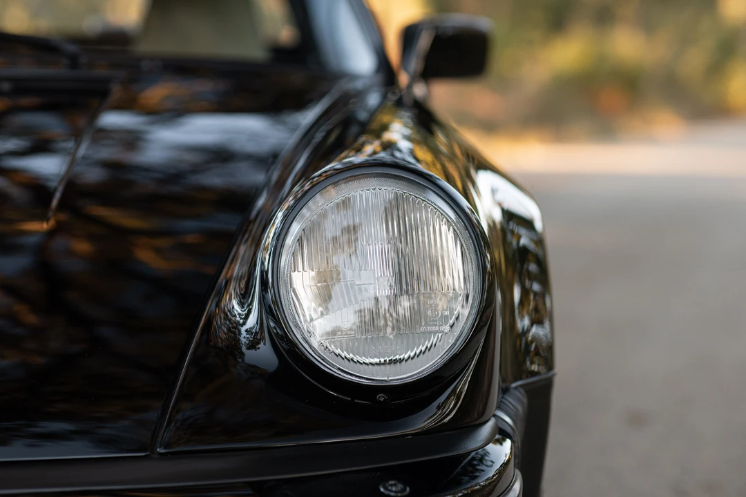 1988 Porsche 911 Carrera 3.2 - Image 13 of 31