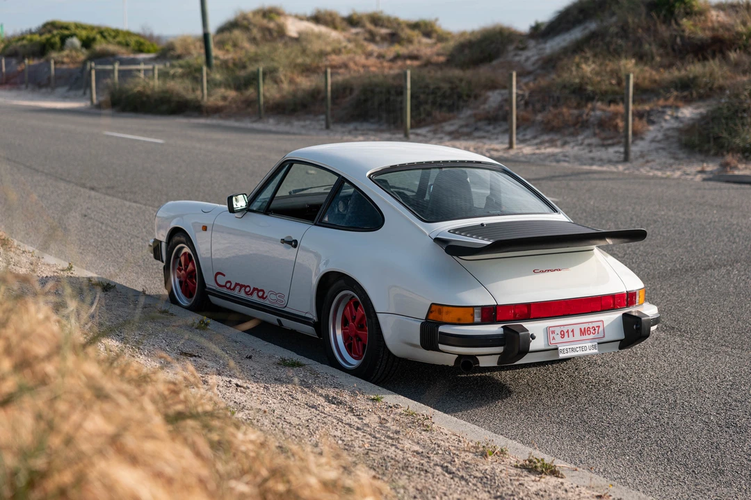 1988 Porsche 911 Carrera 3.2 - Image 16 of 31