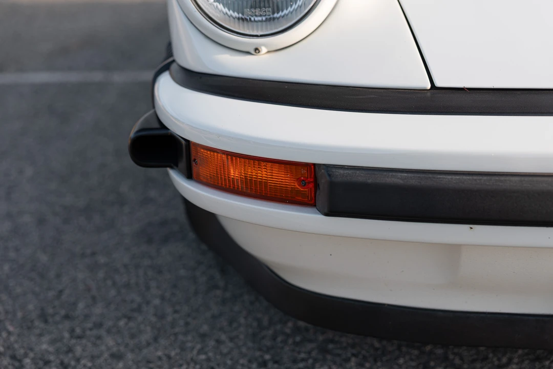 1988 Porsche 911 Carrera 3.2 - Image 28 of 31