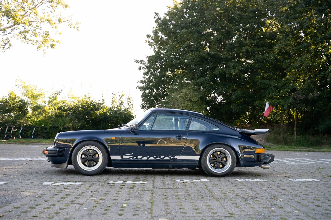 1988 Porsche 911 Carrera 3.2 - Image 4 of 31