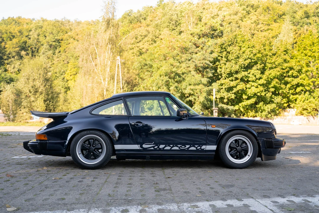 1988 Porsche 911 Carrera 3.2 - Image 8 of 31
