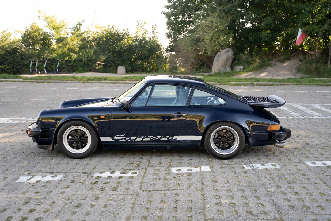 1988 Porsche 911 Carrera 3.2 - Image 11 of 31