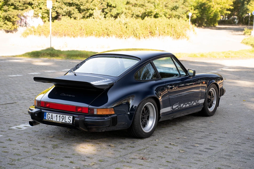 1988 Porsche 911 Carrera 3.2 - Image 14 of 31