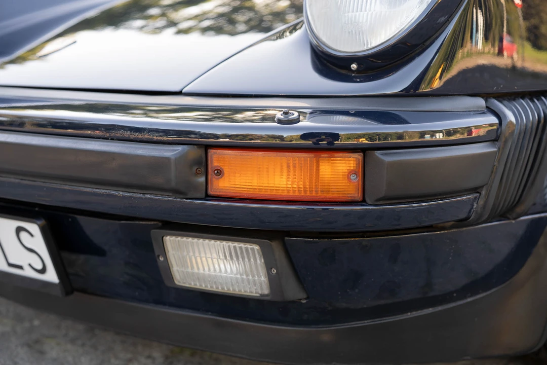 1988 Porsche 911 Carrera 3.2 - Image 27 of 31