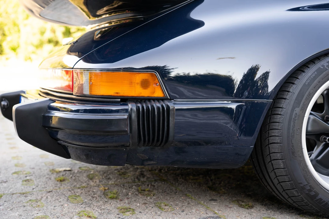 1988 Porsche 911 Carrera 3.2 - Image 30 of 31