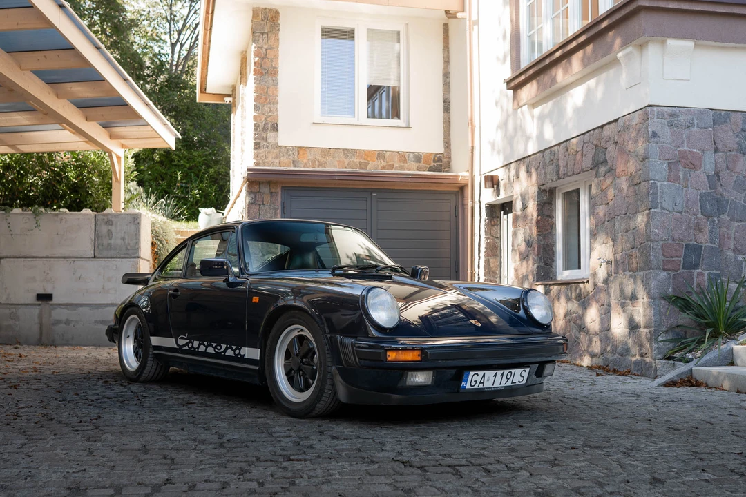 1988 Porsche 911 Carrera 3.2 - Image 20 of 31