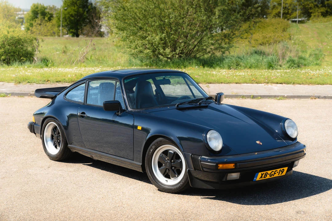 1988 Porsche 911 Carrera 3.2 - Image 13 of 31