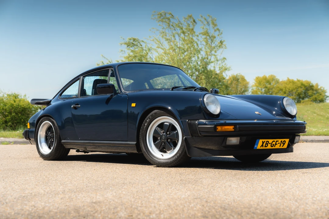 1988 Porsche 911 Carrera 3.2 - Image 9 of 31