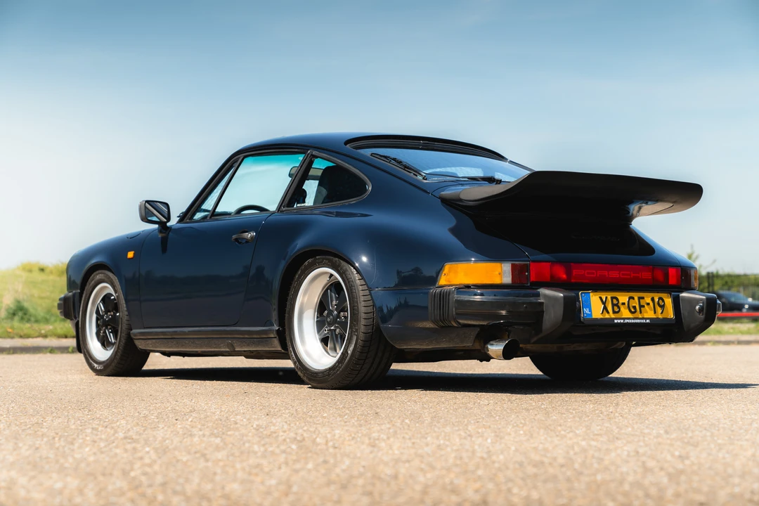 1988 Porsche 911 Carrera 3.2 - Image 5 of 31