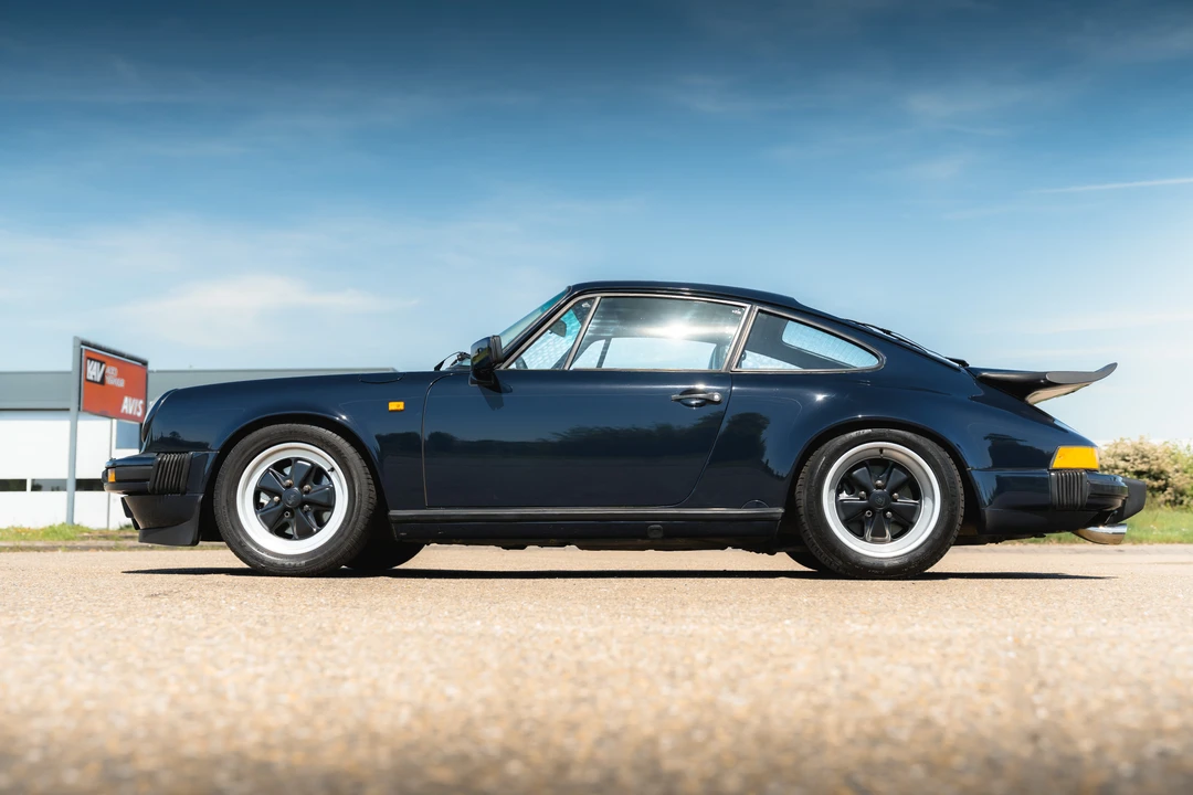 1988 Porsche 911 Carrera 3.2 - Image 4 of 31