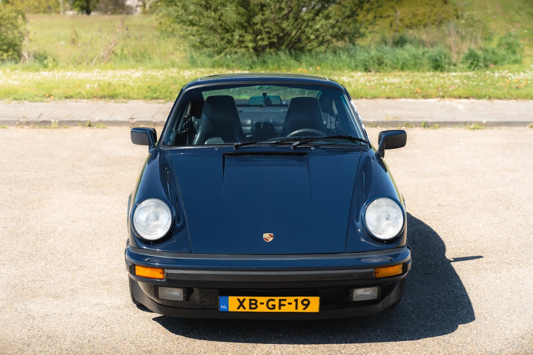 1988 Porsche 911 Carrera 3.2 - Image 10 of 31