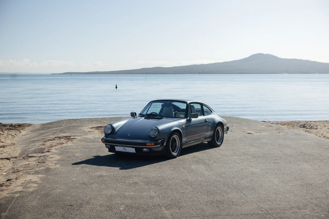 1988 Porsche 911 Carrera 3.2 - Image 12 of 31