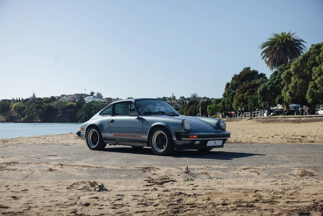 1988 Porsche 911 Carrera 3.2 - Image 4 of 31