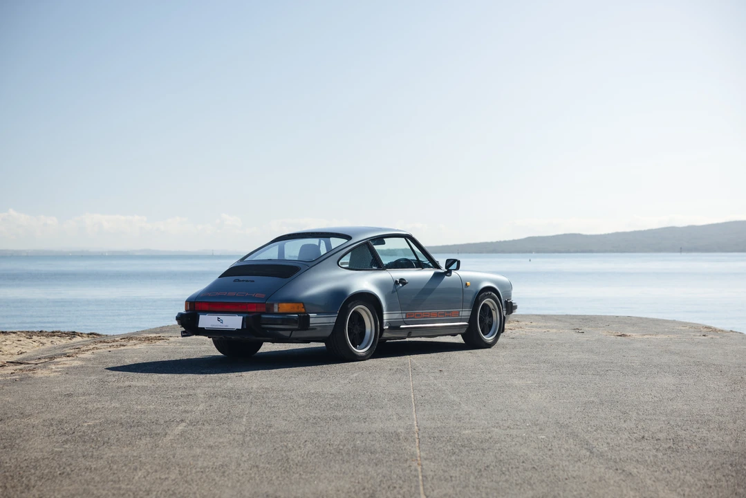 1988 Porsche 911 Carrera 3.2 - Image 7 of 31