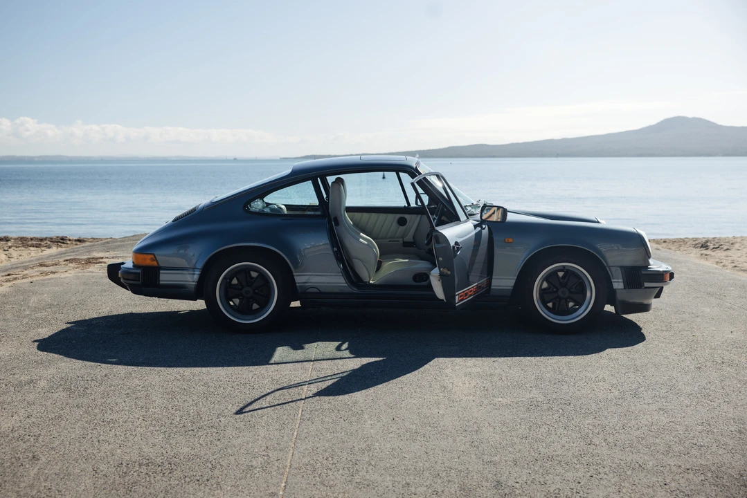 1988 Porsche 911 Carrera 3.2 - Image 18 of 31