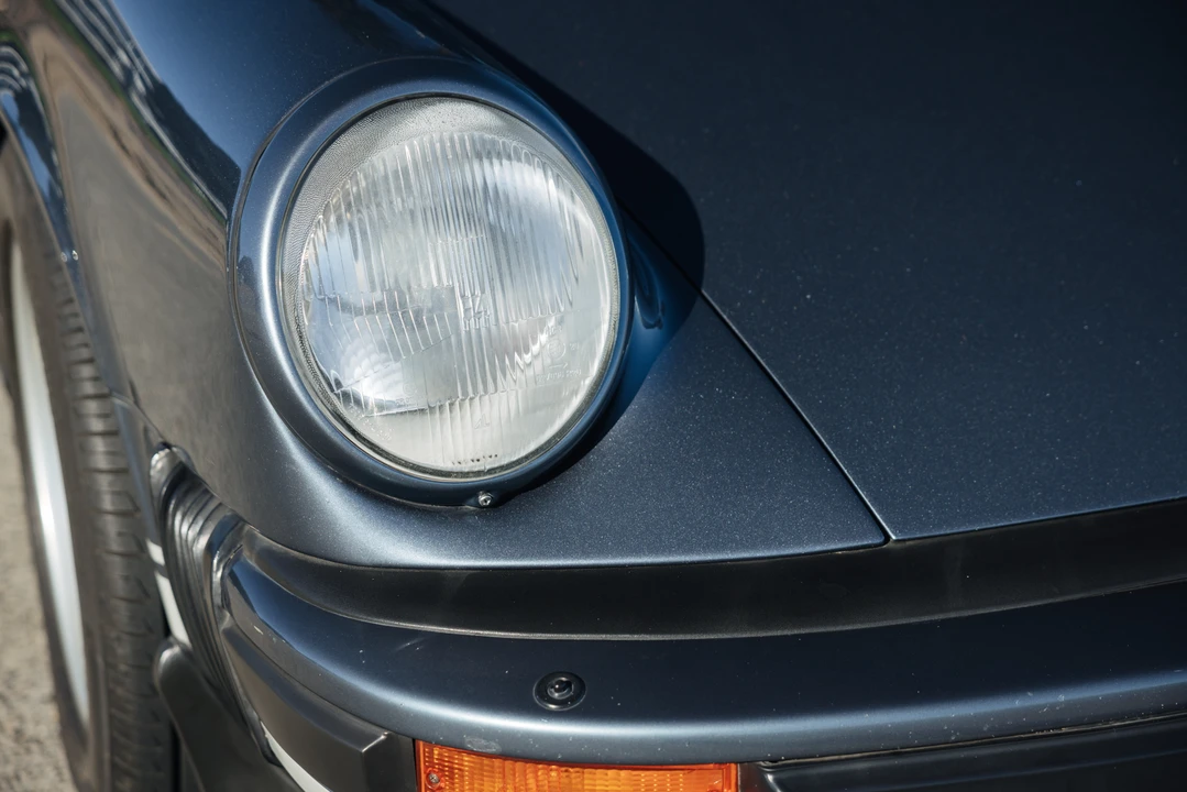 1988 Porsche 911 Carrera 3.2 - Image 23 of 31
