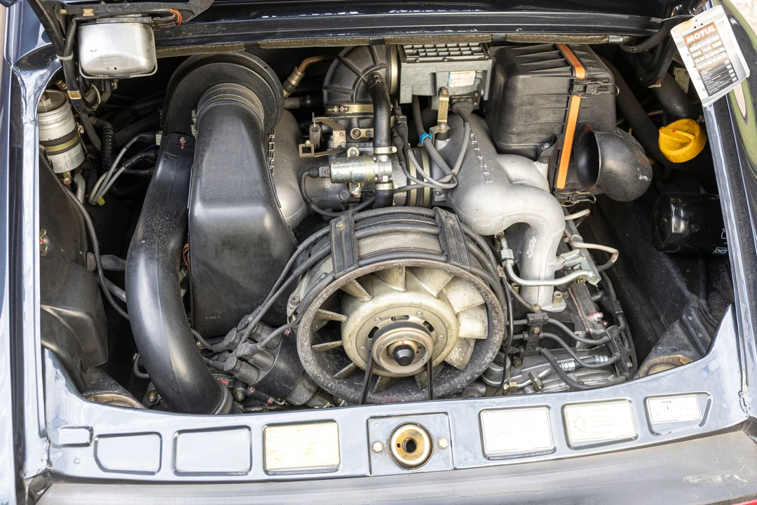 1988 Porsche 911 Carrera 3.2 - Image 17 of 31