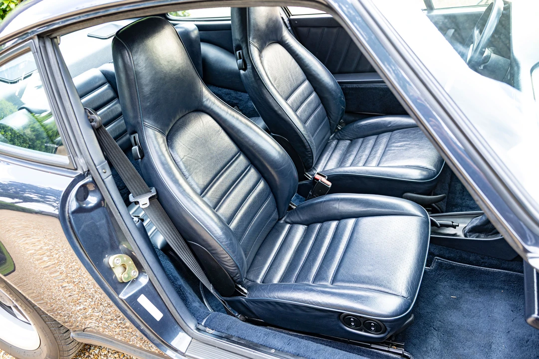 1988 Porsche 911 Carrera 3.2 - Image 24 of 31