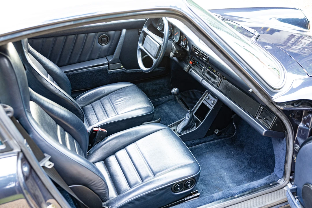 1988 Porsche 911 Carrera 3.2 - Image 26 of 31