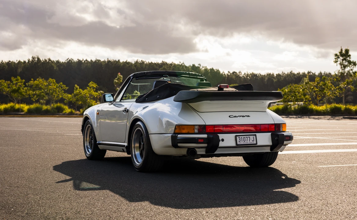 1988 Porsche 911 Carrera 3.2 - Image 11 of 31