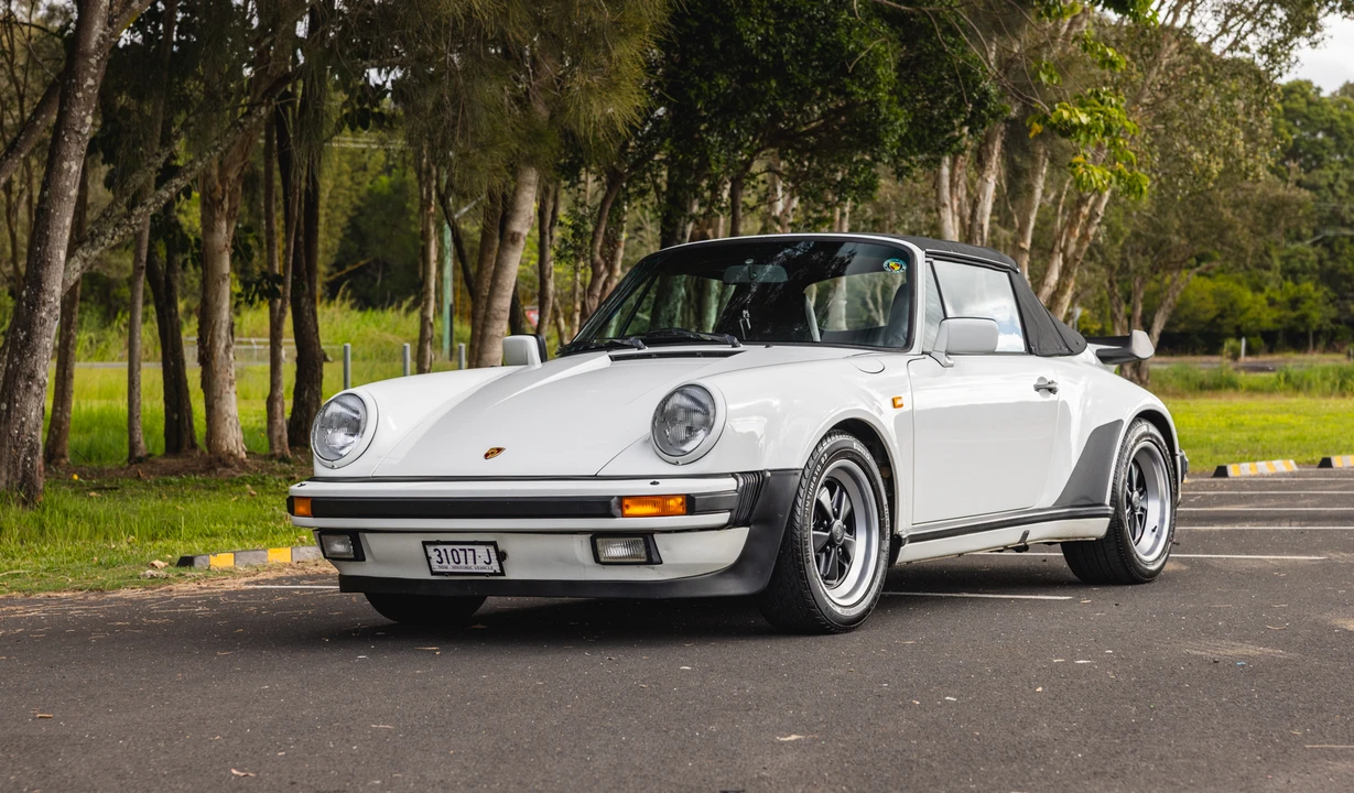 1988 Porsche 911 Carrera 3.2 - Image 20 of 31
