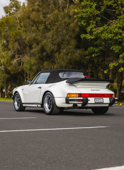1988 Porsche 911 Carrera 3.2 - Image 26 of 31