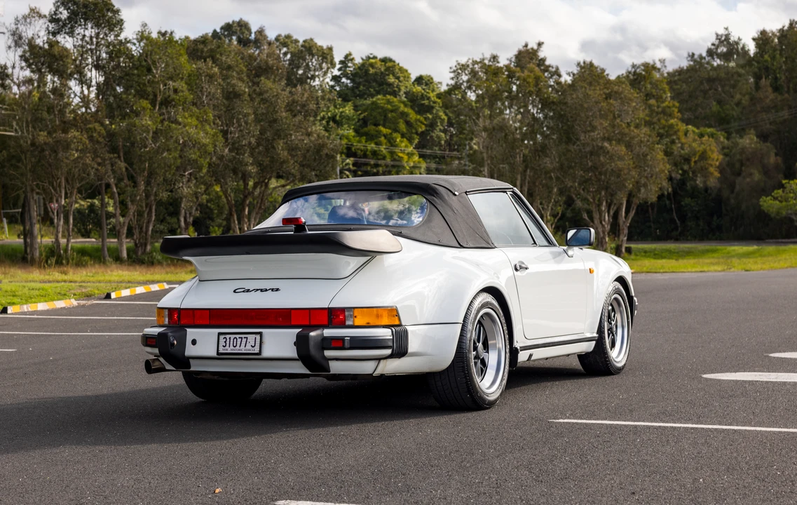 1988 Porsche 911 Carrera 3.2 - Image 7 of 31