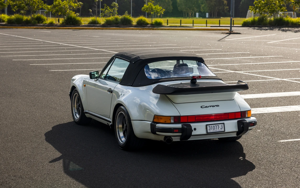 1988 Porsche 911 Carrera 3.2 - Image 29 of 31