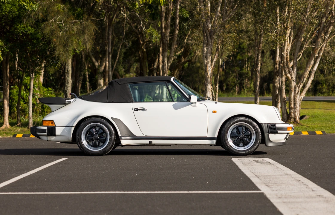 1988 Porsche 911 Carrera 3.2 - Image 8 of 31