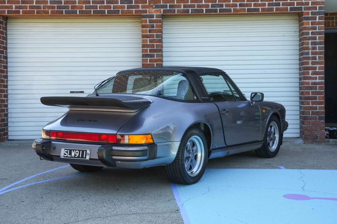 1988 Porsche 911 Carrera 3.2 - Image 7 of 31