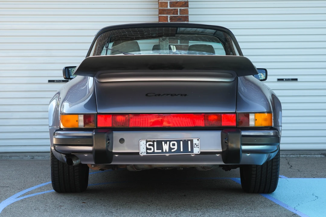 1988 Porsche 911 Carrera 3.2 - Image 6 of 31