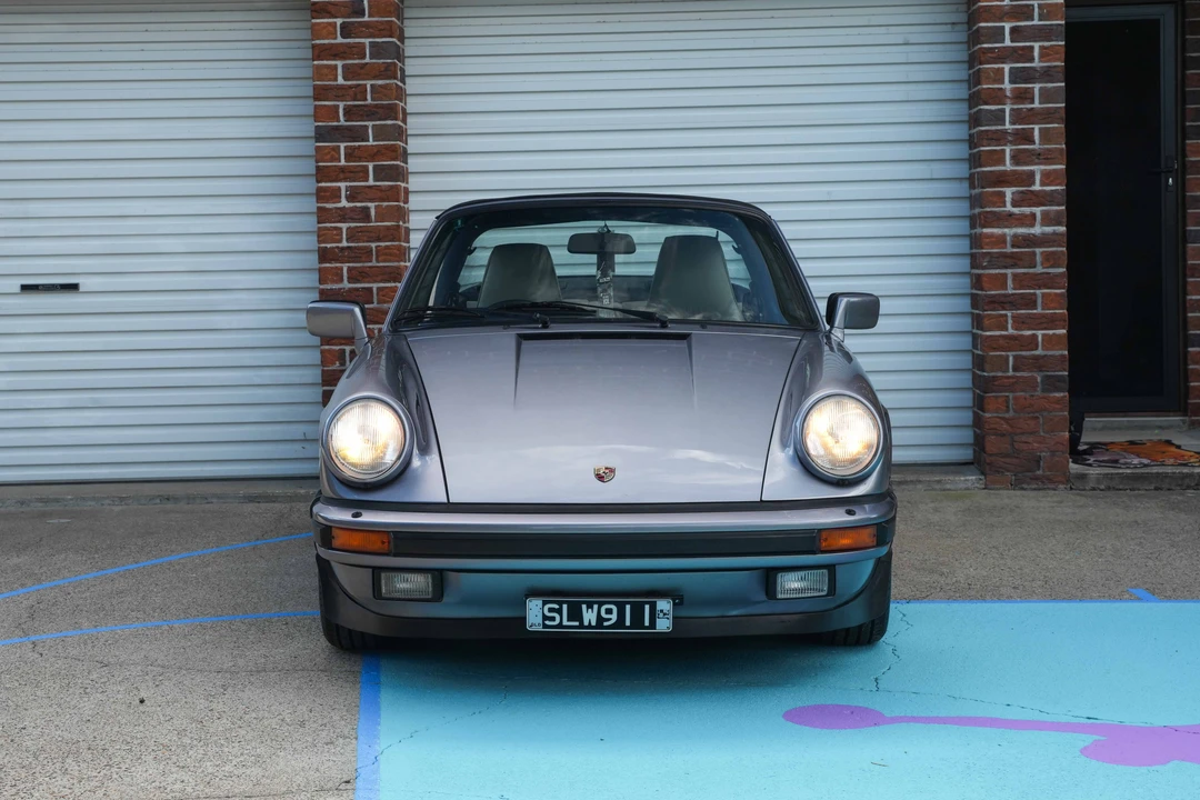 1988 Porsche 911 Carrera 3.2 - Image 2 of 31