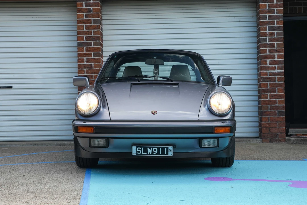 1988 Porsche 911 Carrera 3.2 - Image 10 of 31