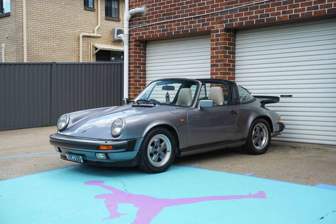 1988 Porsche 911 Carrera 3.2 - Image 17 of 31