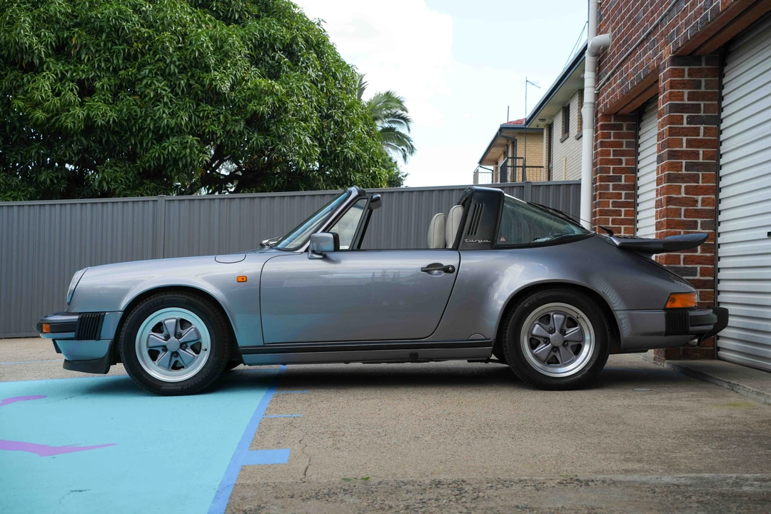 1988 Porsche 911 Carrera 3.2 - Image 18 of 31