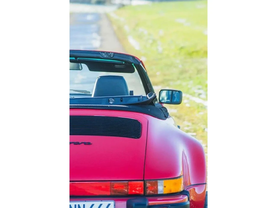 1988 Porsche 911 Carrera 3.2 - Image 8 of 29