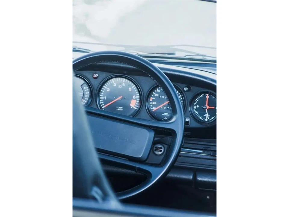 1988 Porsche 911 Carrera 3.2 - Image 14 of 29
