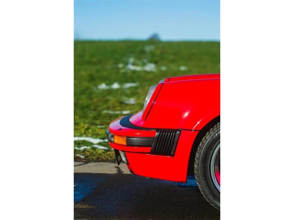 1988 Porsche 911 Carrera 3.2 - Image 3 of 29