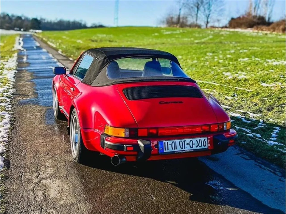1988 Porsche 911 Carrera 3.2 - Image 6 of 29